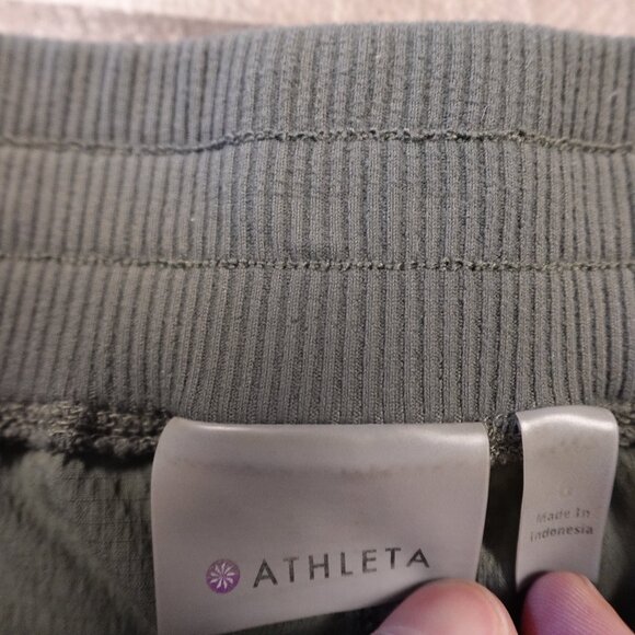 Athleta Trekkie Crop Jogger Women’s 6 Olive Green Utility Travel - Picture 3 of 11
